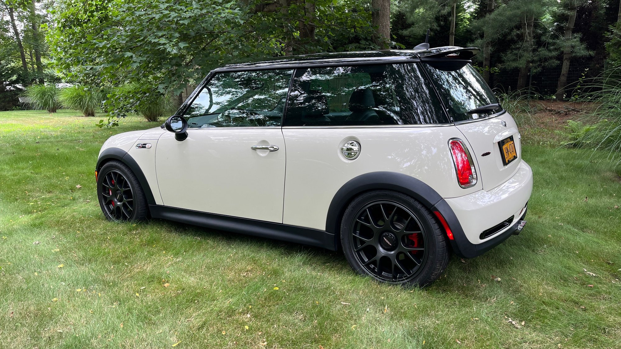 2006 Mini R53: "Mk I" Mini Cooper S - 2006 Mini Cooper S JCW 210 - Used - VIN WMWRE33586TN27709 - 1 Miles - 4 cyl - 2WD - Manual - Hatchback - White - Southampton, NY 11968, United States