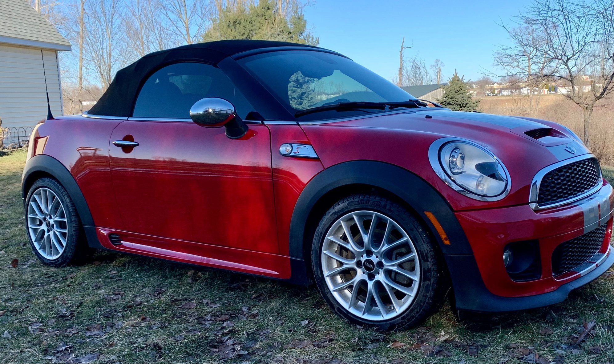 2012 Mini R59: Roadster - JCW Roadster Convertible - Used - VIN WMWSY3C53CT144250 - 59,000 Miles - 4 cyl - 2WD - Automatic - Convertible - Red - Howell, MI 48843, United States