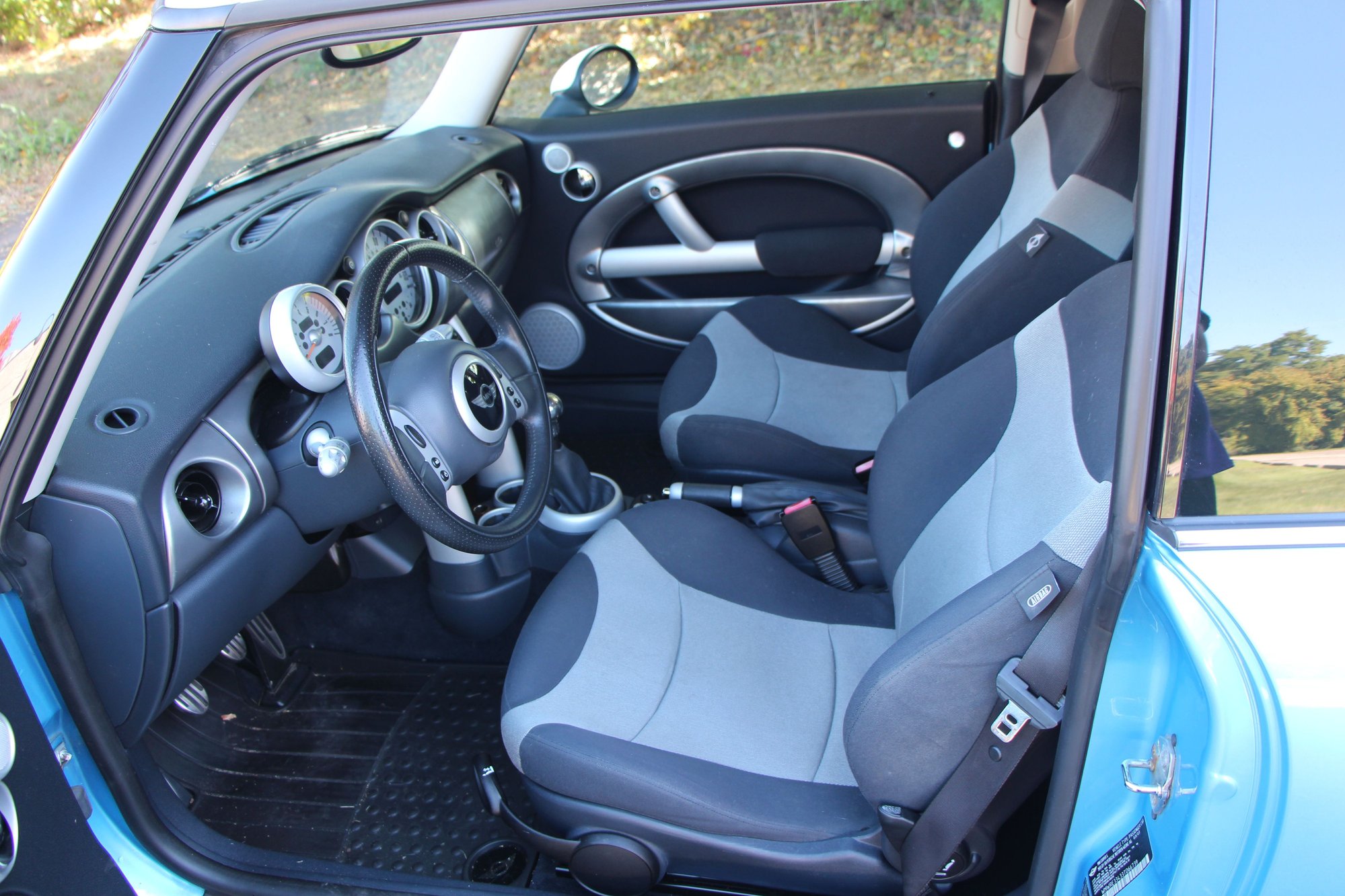 2003 Mini R53: "Mk I" Mini Cooper S - 2003 Mini Cooper S R53 6 speed manual with 129K miles incl snow tires - Used - VIN WMWRE33433TD66739 - 129,000 Miles - 4 cyl - 2WD - Manual - Coupe - Blue - Ann Arbor, MI 48103, United States