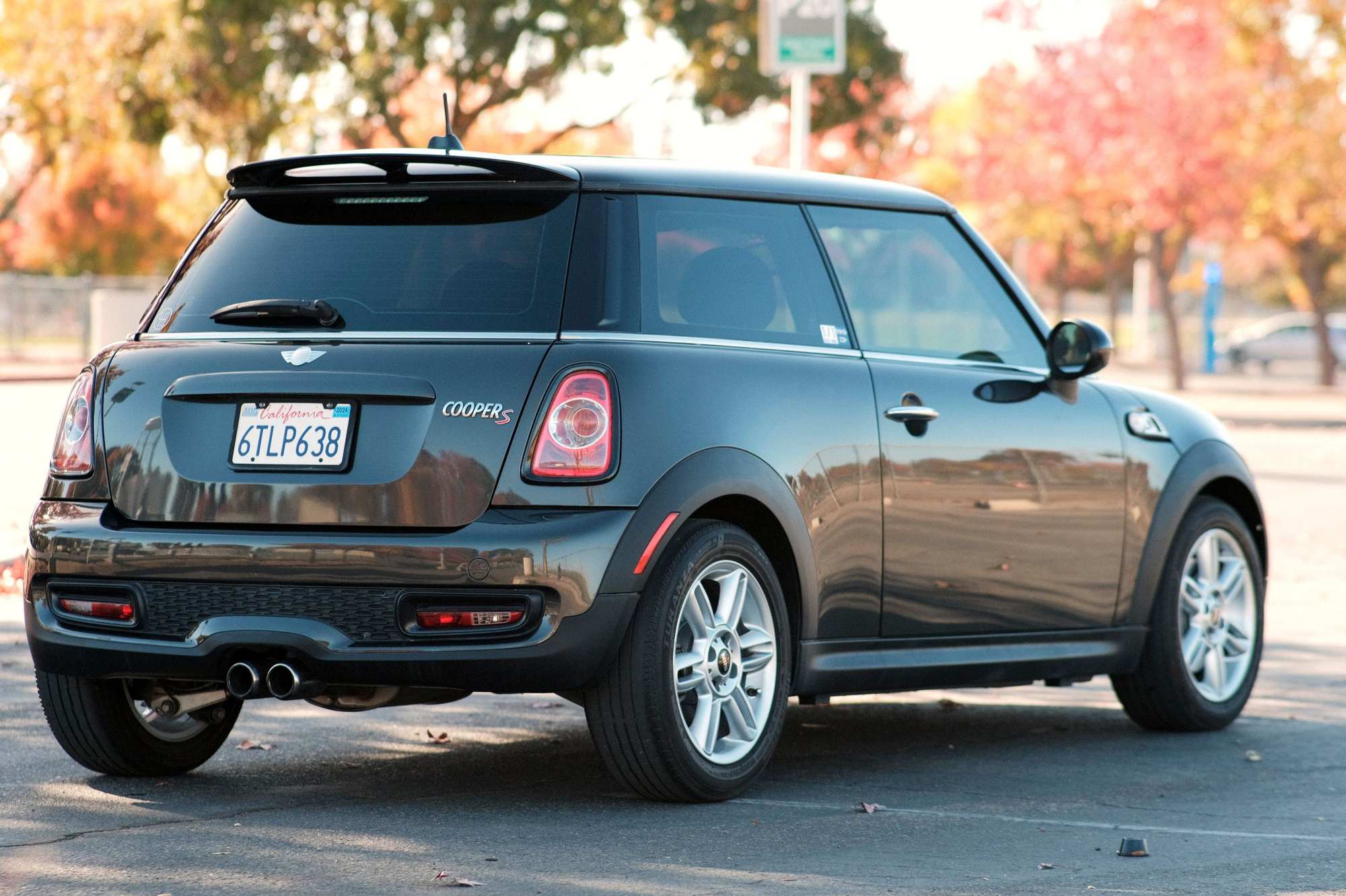 2011 Mini R56: "Mk II" Mini Hatch/Hardtop range - 2011 Mini Cooper S - 6MT, Eclipse Grey Metallic, 139,8xx miles, clean title. - Used - VIN WMWSV3C54BTY25170 - 139,800 Miles - 4 cyl - 2WD - Manual - Hatchback - Gray - Fresno, CA 93727, United States