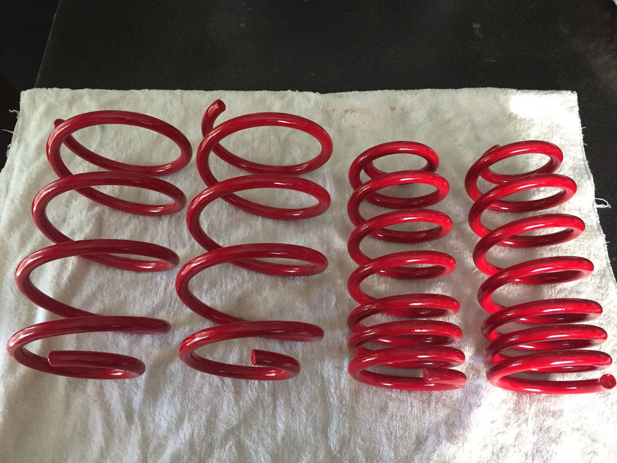 Steering/Suspension - H&R Lowering Springs Powder-Coated Red - Used - 2013 to 2015 Mini R60: Countryman - 2013 to 2015 Mini R56: "Mk II" Mini Hatch/Hardtop range - Buffalo, NY 14222, United States