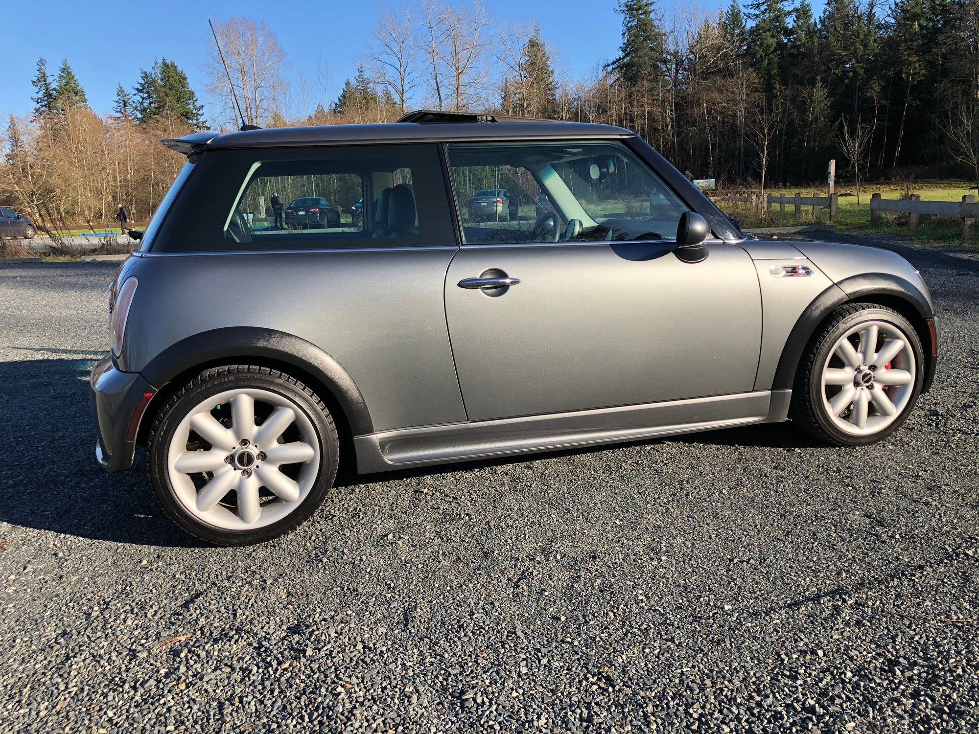 2005 Mini R53: "Mk I" Mini Cooper S - 2005 R53 JCW Low miles - New - VIN WMWRE33455TD96943 - Vancouver, BC V4A4X3, Canada