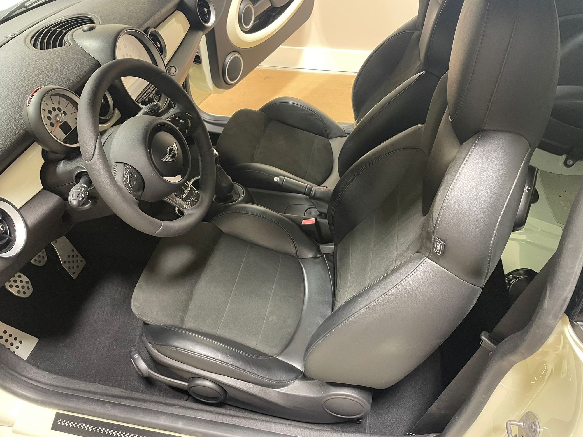 Interior/Upholstery - R56 Recaro Seats - Used - 0  All Models - Marietta, SC 29661, United States