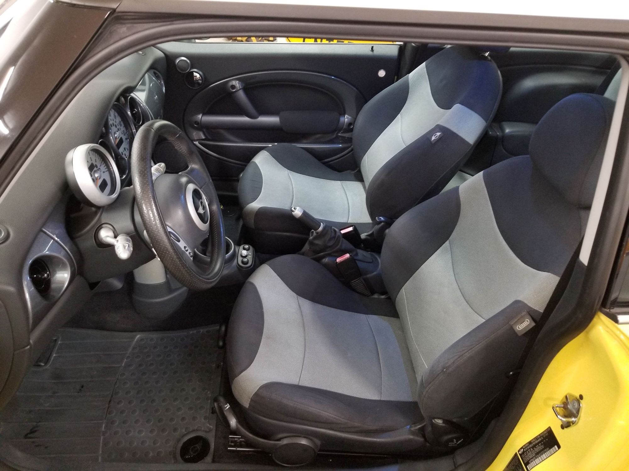 2003 Mini R53: "Mk I" Mini Cooper S - 2003 R53 MINI 6 Speed For Sale - Used - VIN WMWRE33403TD71591 - 114,000 Miles - 4 cyl - 2WD - Manual - Coupe - Yellow - Whitinsville, MA 01588, United States