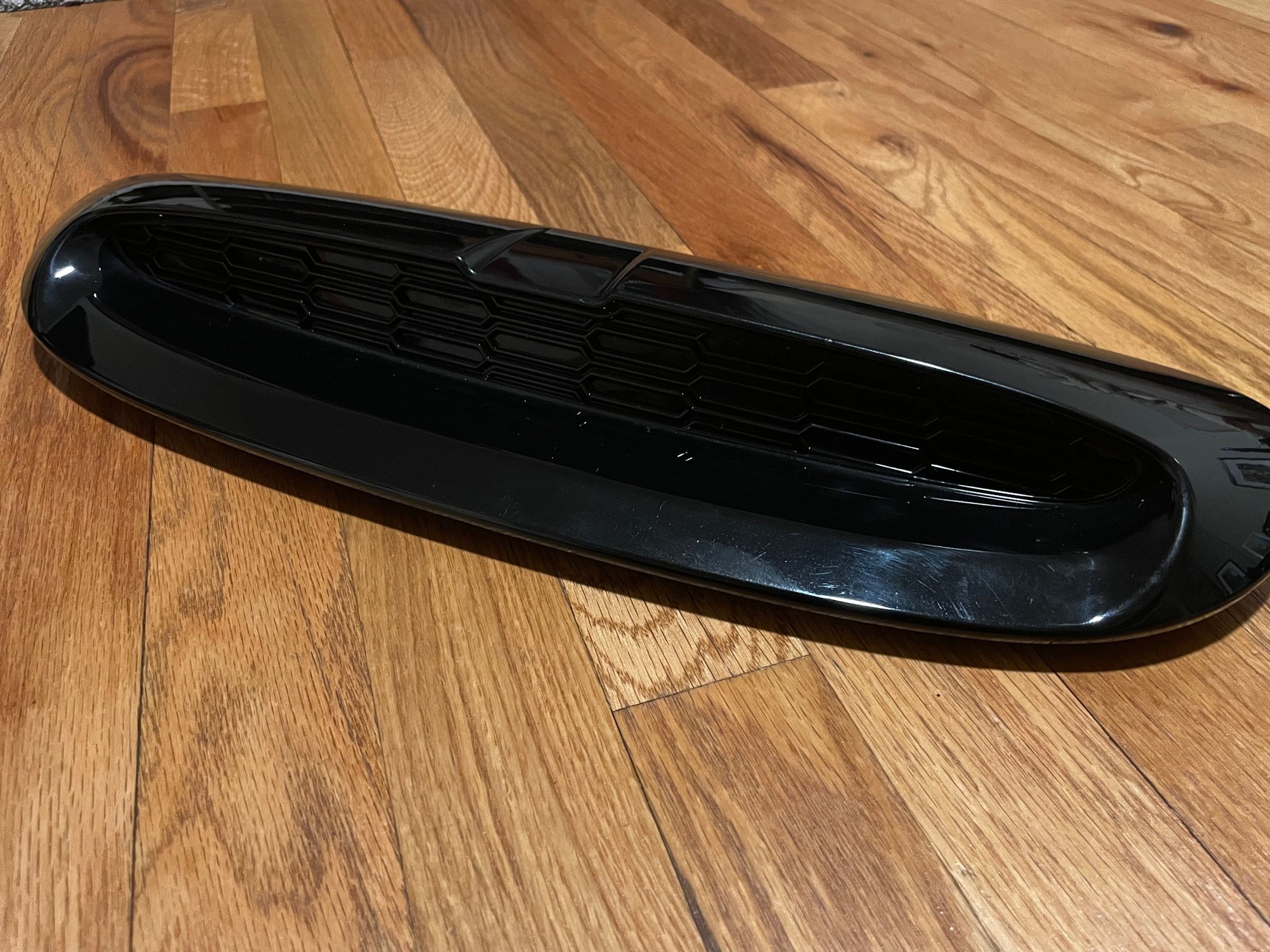 Exterior Body Parts - Killallchrome Bonnet / Hood scoop - Piano Black - New - 2014 to 2022 Mini F56: Mini Hatch/Hardtop - 2014 to 2022 Mini F55: 5-door Hatch - 2014 to 2022 Mini F54: Mini Clubman - 2014 to 2022 Mini Convertible - New York, NY 11217, United States