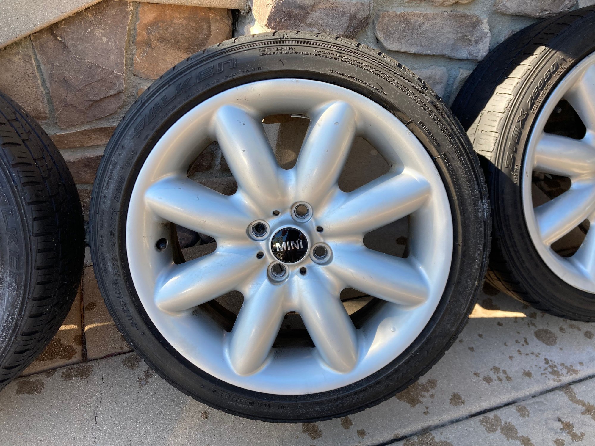 Wheels and Tires/Axles - R50 OEM 17 inch wheels - local pickup SoCal - Used - 2002 to 2006 Mini Cooper - Temecula, CA 92591, United States