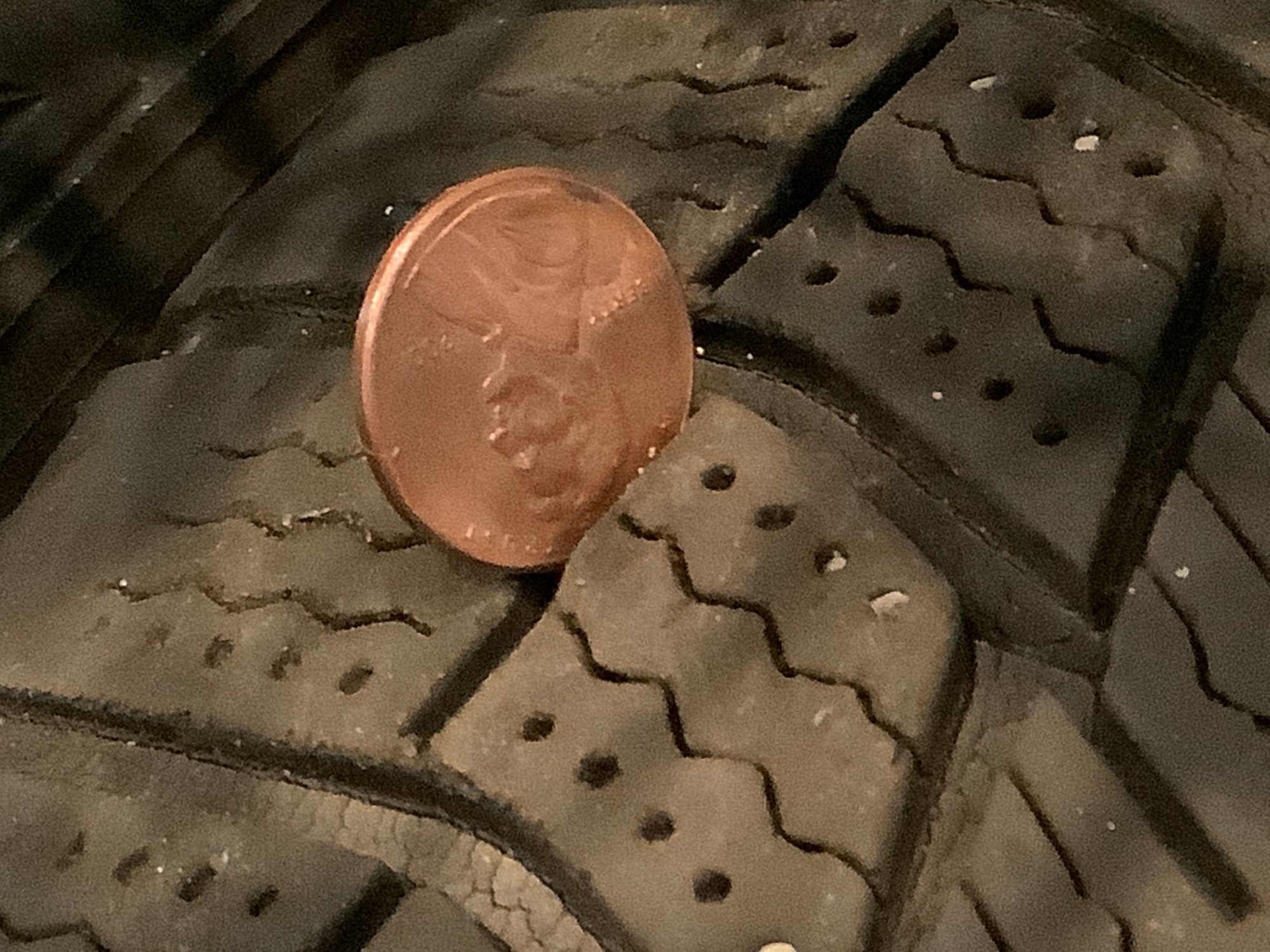 Accessories - Four tires One Season  Michelin Snows on Rial Alloys wheels  R60 with wheel locks - Used - 2012 to 2021 Mini R60: Countryman - Wellesley, MA 02482, United States