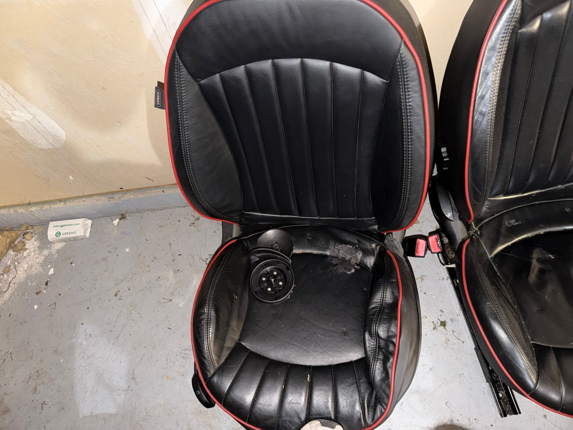 Interior/Upholstery - R56 lounge seats - Used - 2007 to 2013 Mini R56: "Mk II" Mini Hatch/Hardtop range - Hebron, KY 41048, United States