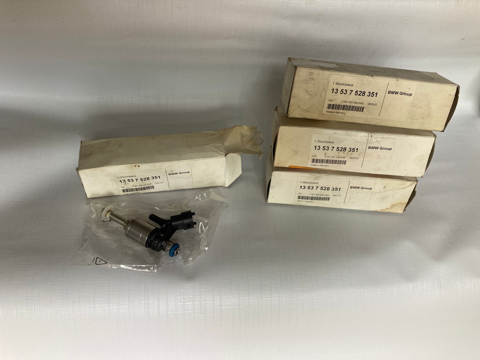 Engine - Intake/Fuel - R55/56 Fuel Injectors (07-09) - New - 2007 to 2009 Mini R56: "Mk II" Mini Hatch/Hardtop range - 2007 to 2009 Mini R55: "Mk II" Mini Clubman - 0  All Models - Brockton, MA 02302, United States