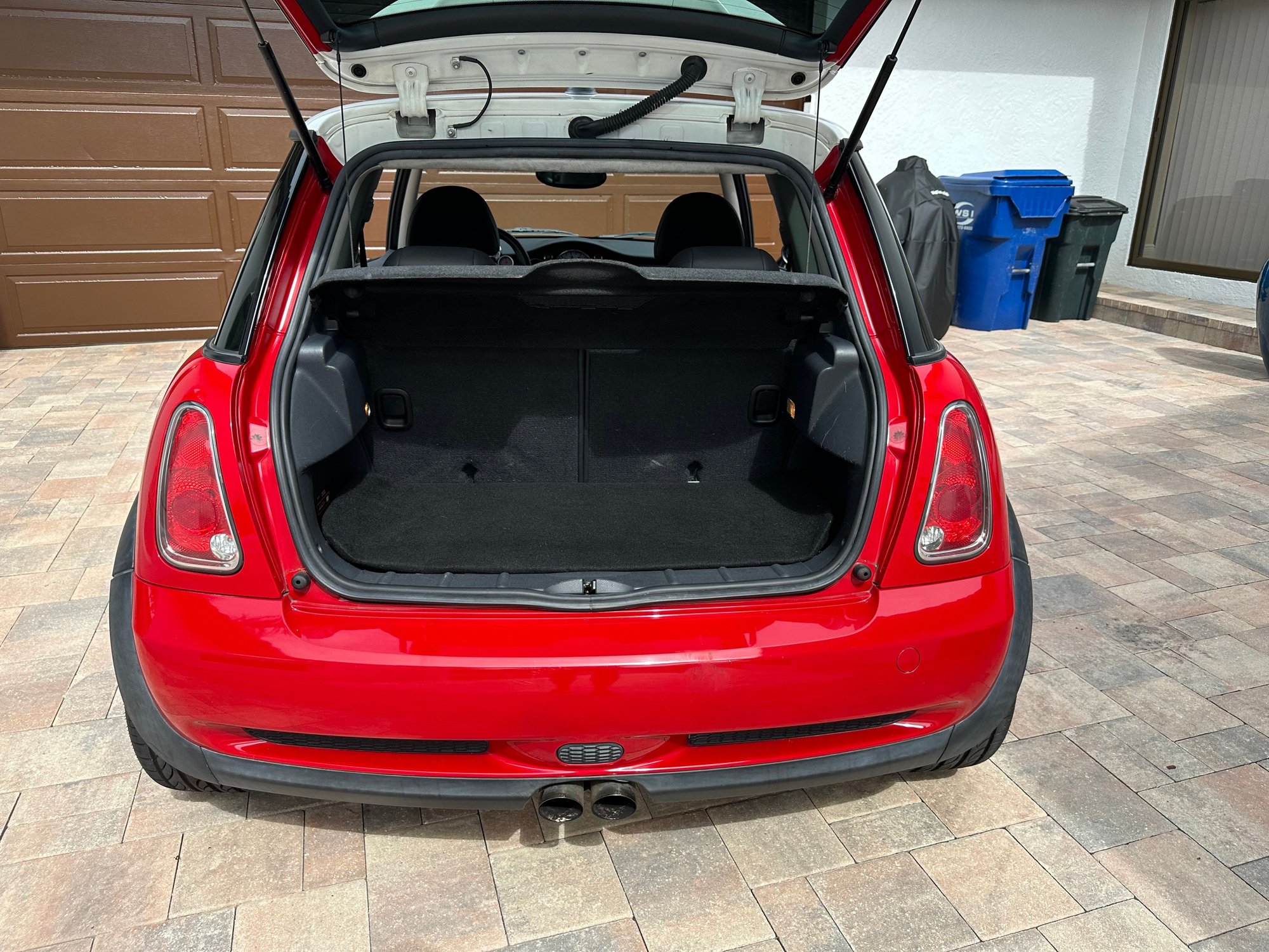 2006 Mini R53: "Mk I" Mini Cooper S - Mini Cooper S 2006 - Used - VIN WMWRE335X6TL15913 - 59,200 Miles - 4 cyl - 2WD - Manual - Coupe - Red - St. Petersburg, FL 33715, United States