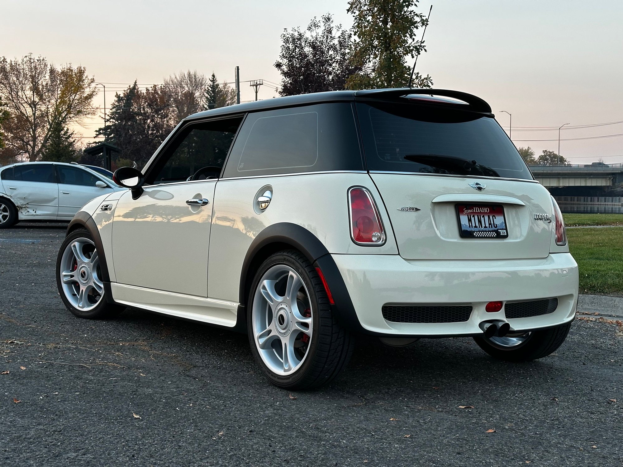 2006 Mini R53: "Mk I" Mini Cooper S - 2006 Mini Cooper Factory JCW - Used - VIN WMWRE33506TL20926 - 106,000 Miles - 4 cyl - 2WD - Manual - Coupe - White - Idaho Falls, ID 83402, United States
