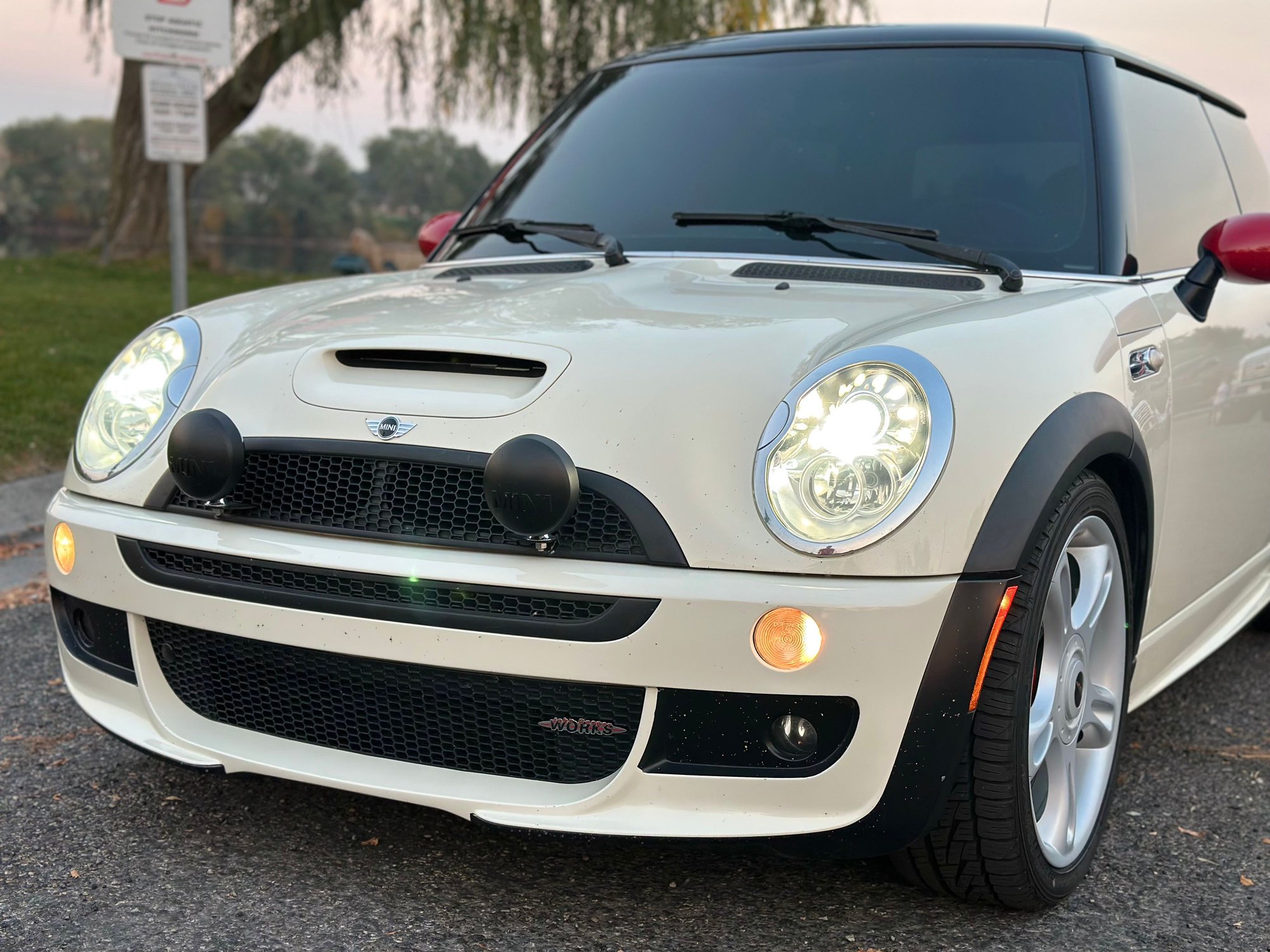 2006 Mini R53: "Mk I" Mini Cooper S - 2006 Mini Cooper Factory JCW - Used - VIN WMWRE33506TL20926 - 106,000 Miles - 4 cyl - 2WD - Manual - Coupe - White - Idaho Falls, ID 83402, United States
