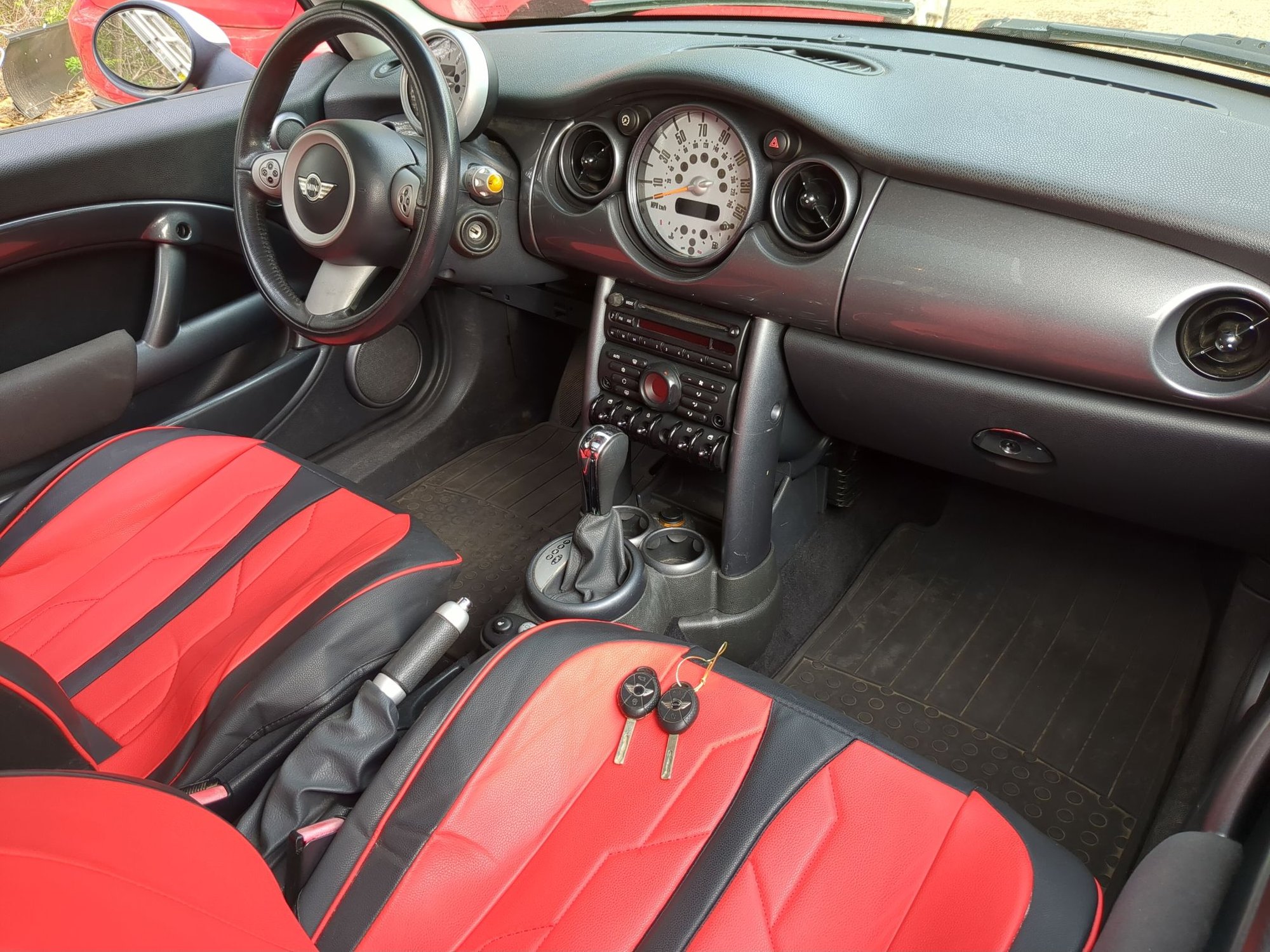 2005 Mini R50: "Mk I" Mini One & Cooper - 05 MINI for repair or parts - Used - VIN WMWRC33565TJ72026 - 197,650 Miles - 4 cyl - 2WD - Automatic - Hatchback - Red - Willimantic, CT 06226, United States