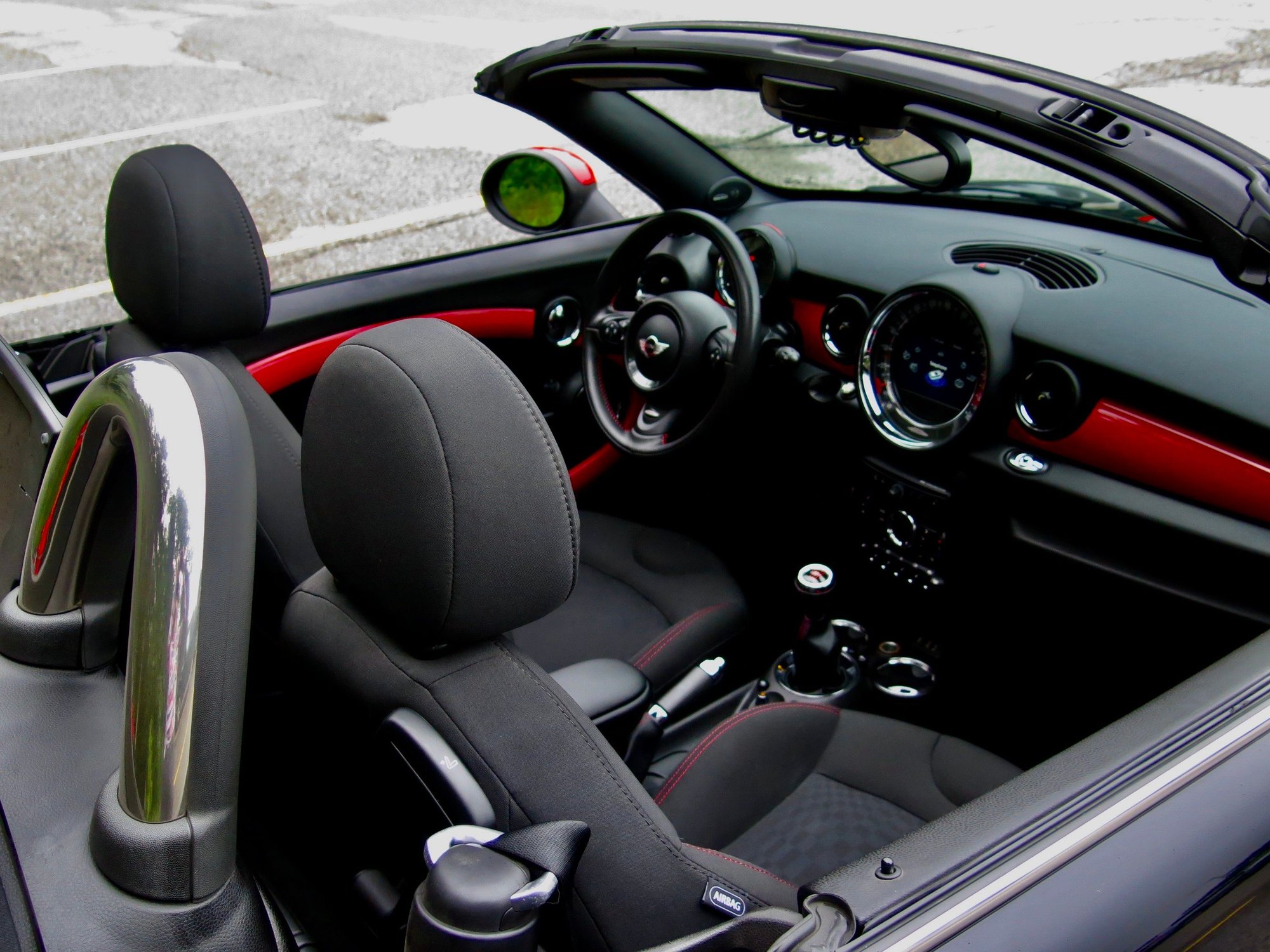 2015 Mini R59: Roadster - JCW Roadster - One Owner - Excellent - Clean Carfax - Used - VIN wmwsy9c51ft432744 - 73,000 Miles - 4 cyl - 2WD - Manual - Convertible - Black - Toronto, ON M6K 3R, Canada