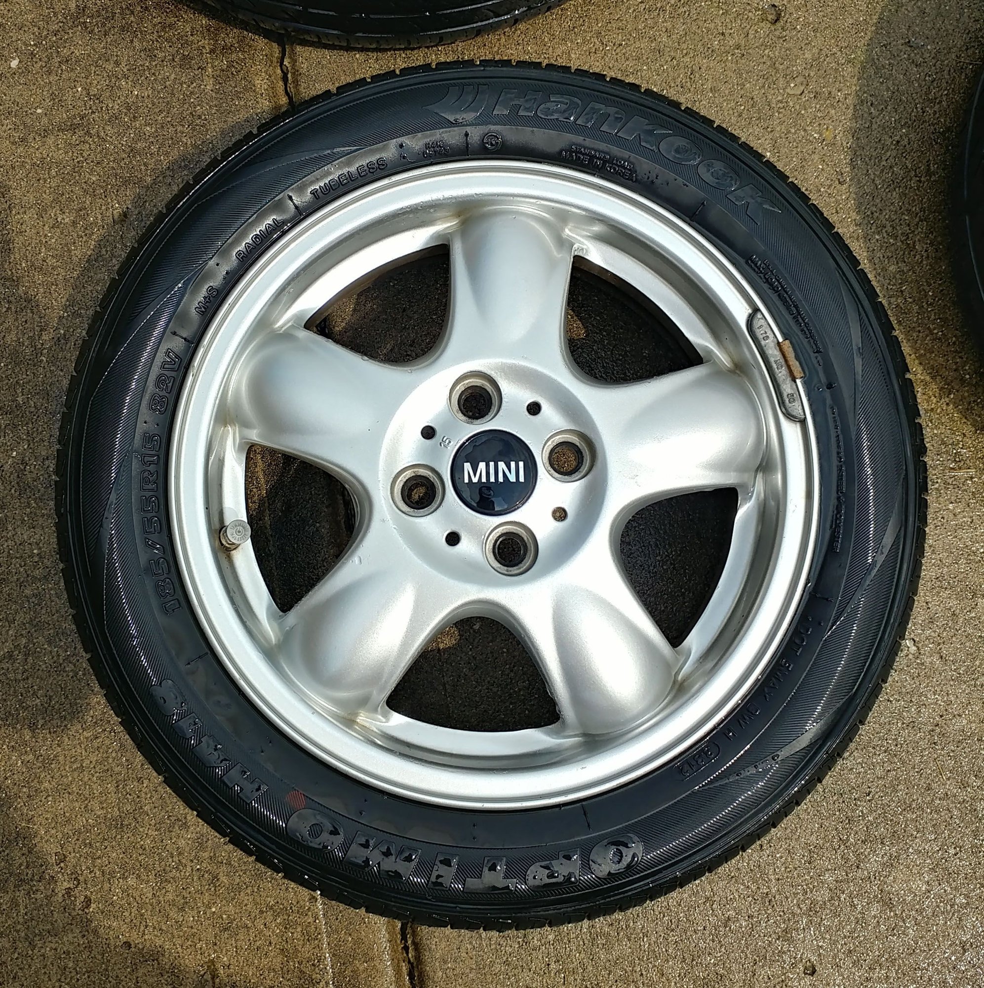 Wheels and Tires/Axles - Mini Cooper 15" aluminum wheels / rims $150 OBO - Used - 2002 to 2013 Mini All Models - Cincinnati, OH 45039, United States