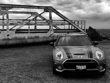 Out for a drive and found an Old Bridge...