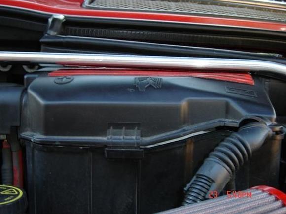 Strut Bar Battery box