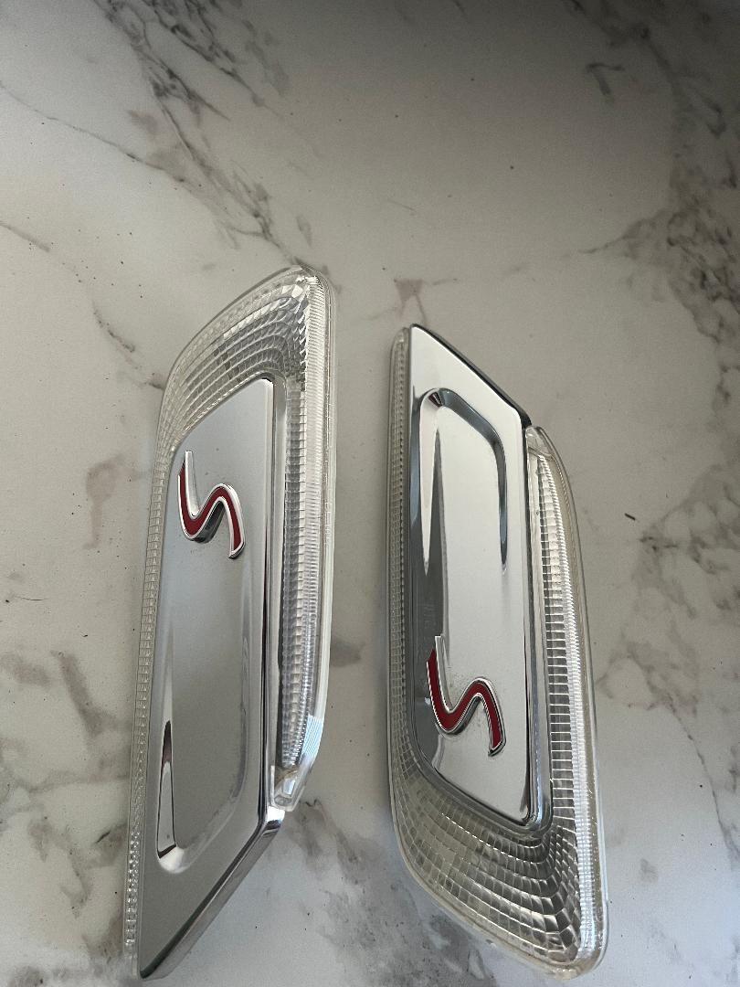 Exterior Body Parts - Mini Cooper Clubman S OEM side Markers (pair) with bulbs - F54 - Used - 2016 to 2023 Mini F54: Mini Clubman - O Fallon, MO 63368, United States