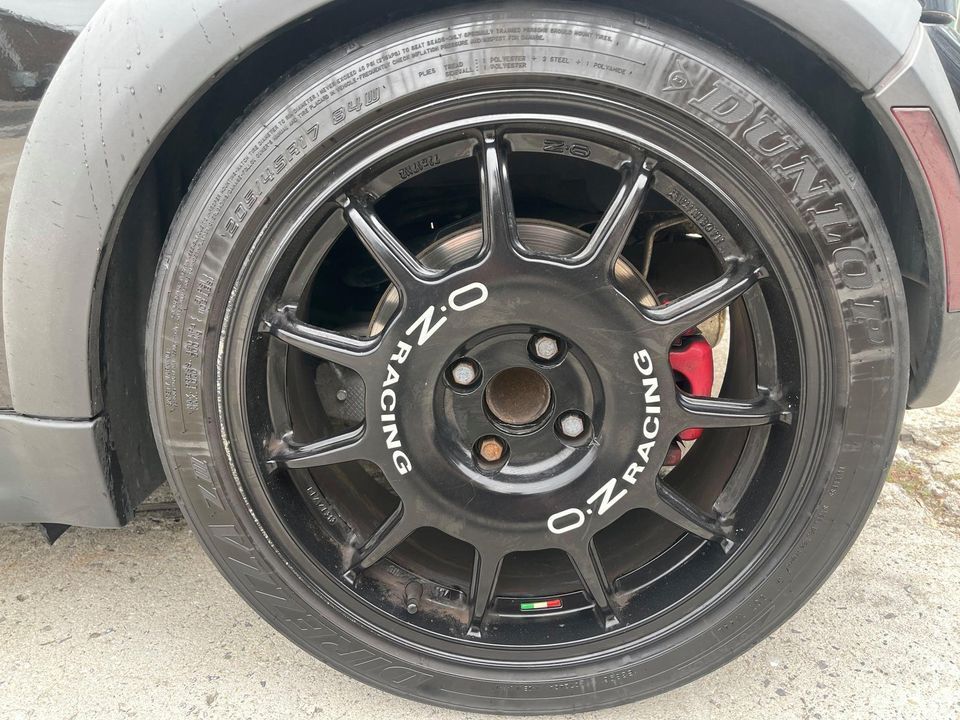 2005 Mini R53: "Mk I" Mini Cooper S - 2005 Mini Cooper S 6spd, heavily modified and extensively maintained. - Used - VIN WMWRE33435TD94429 - 130,002 Miles - 4 cyl - 2WD - Manual - Hatchback - Black - Queens, NY 11379, United States