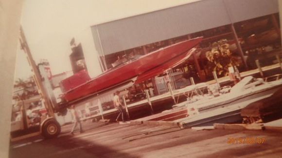 This is a Squadron late 70's, looked just like the Misstress.  Really heavy and was hard on engines.