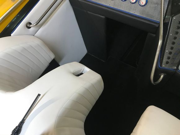 race throttles in
