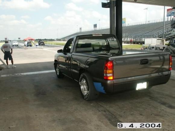 Staging lane at Texas Motorplex-kicked off first pass