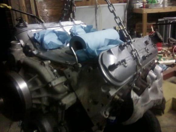 07 4.8 goin in the 99 5 speed... using 01 flywheel