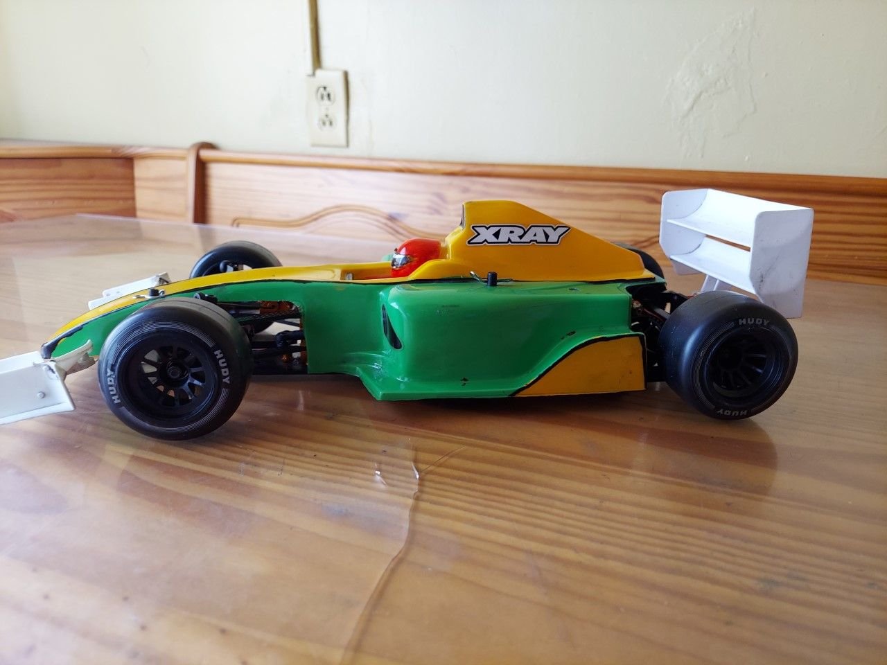 R/C Tech Forums Xray X1 1/10 F1 competition AMRTR