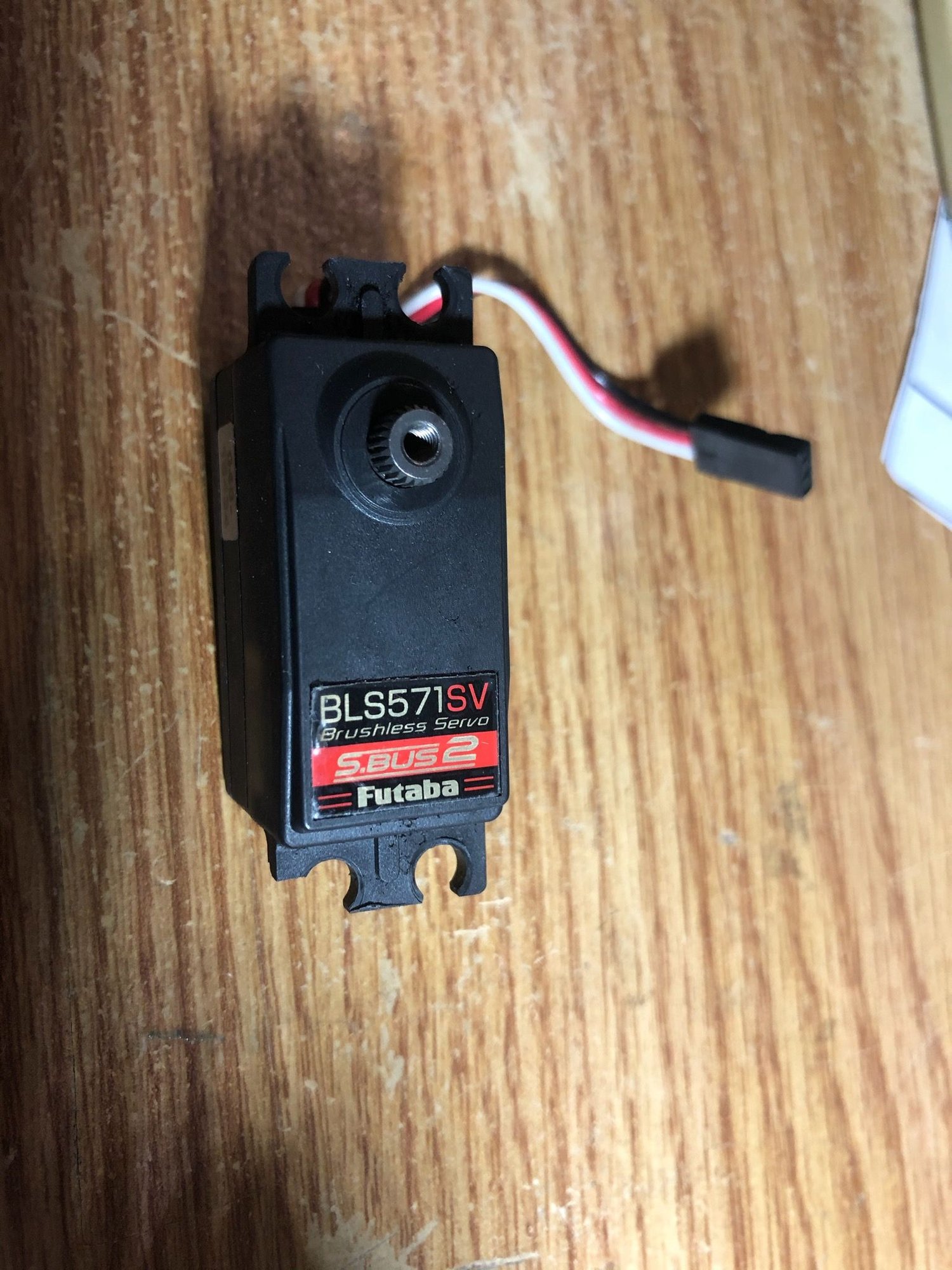Futaba BLS571SV brushless low profile servo R/C Tech Forums