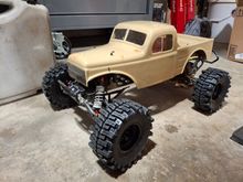 This body is temporary. I'm thinking about getting a JConcepts S-10 shell.