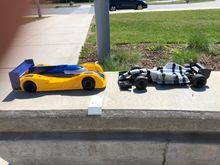 As cool as it would look with proper bodies. I still kinda want my 1/10 F1 to have a mini version. 