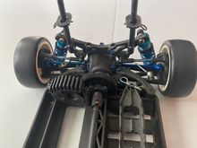 Tamiya shocks up front. Sway bar installed. 