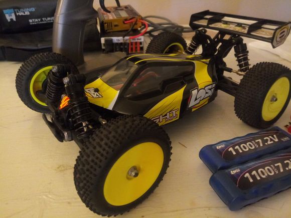 TLR MINI8
