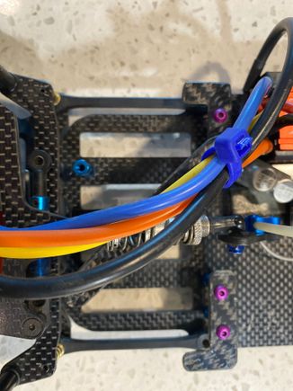 Custom brackets to hold 1S transversely 