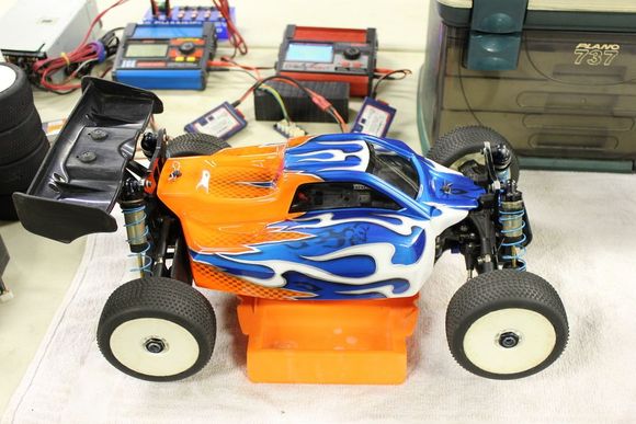 RC8 bulldog mounted and ready to fight!