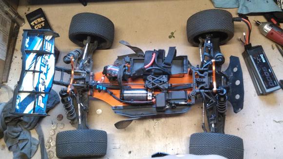 My Ofna Hyper Sste 1/8 Truggy :)