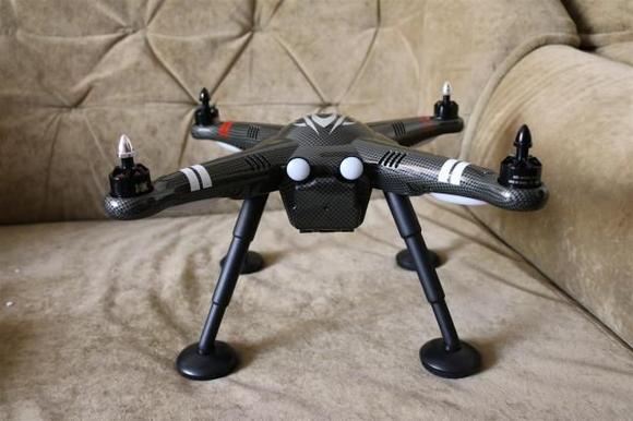 All of the pictures are from customers
http://www.gearbest.com/rc-quadcopters/pp_202830.html
