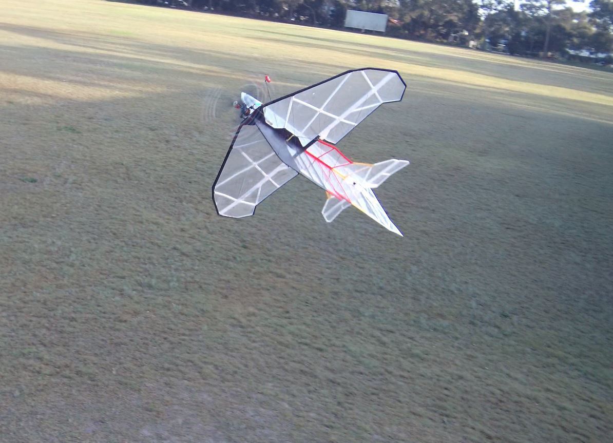 Dualsky Coax powered SubcentoV2.