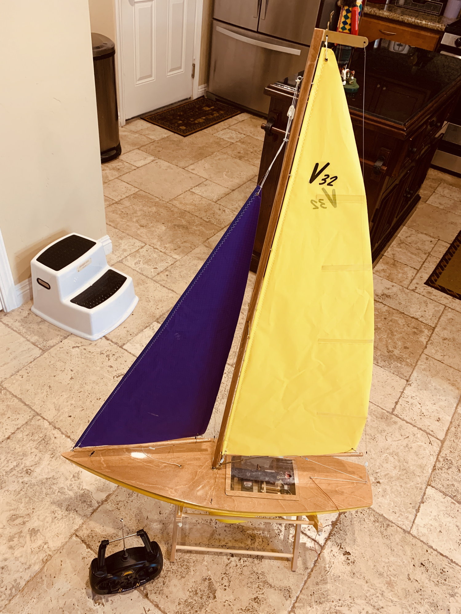 v 32 rc sailboat for sale