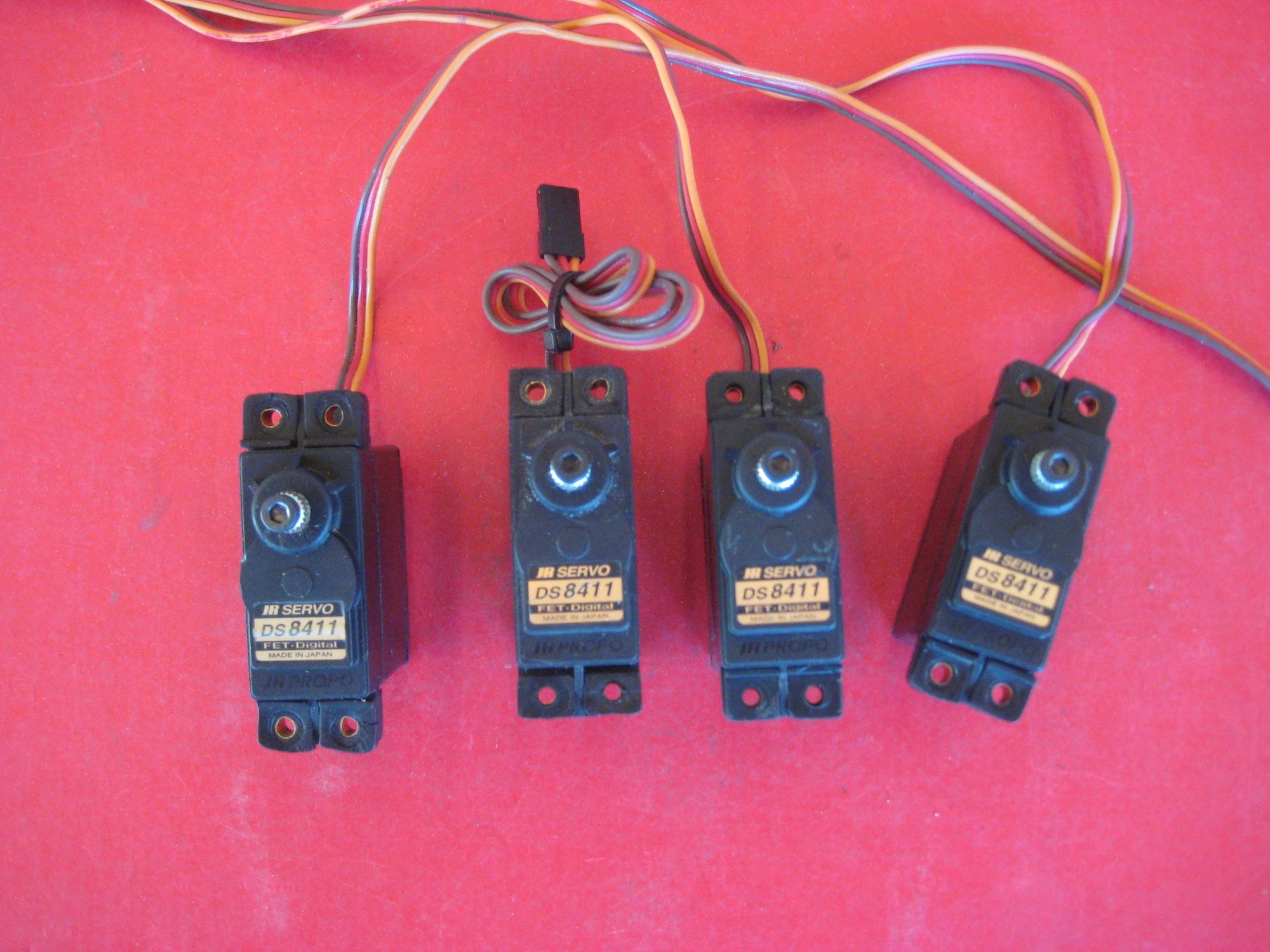 JR 8411 and JR 8611 servos RCU Forums