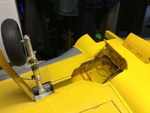 Landing gear bay mechanisms 