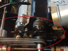 Engine shaft power and charging process at the same time
