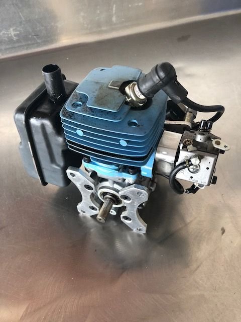 ラジコンエンジンFUJI IMVAC.INC BT-50SA 青 JAPAN製 Fuji Imvac BT-50EI with EIS 47cc Large Aircraft Gasoline