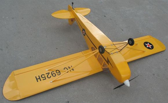 General Hobby's 80.0" Cub - Formed wire gear and mounting method shown 