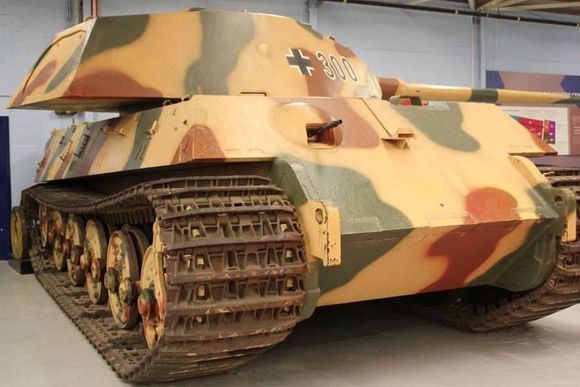 The Tank Museum’s Tiger II in incorrect camouflage.
