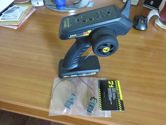 Atomik 2.4GHZ Tx + 2 x Rxs