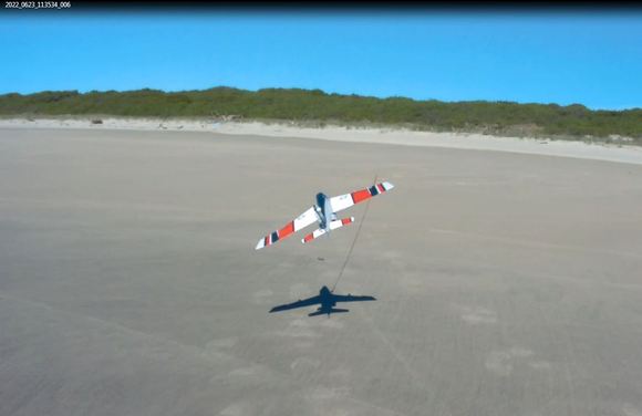 One handed sling shot release.