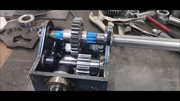 Assembled gearbox shape