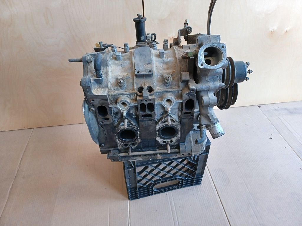 Engine - Complete - 13B shortblock - Used - 1978 to 1991 Mazda RX-7 - Iowa City, IA 52240, United States