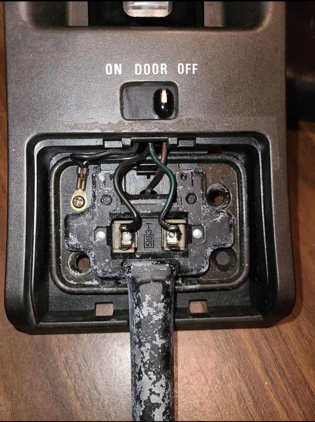 Dome light issues Mazda RX7 Forum